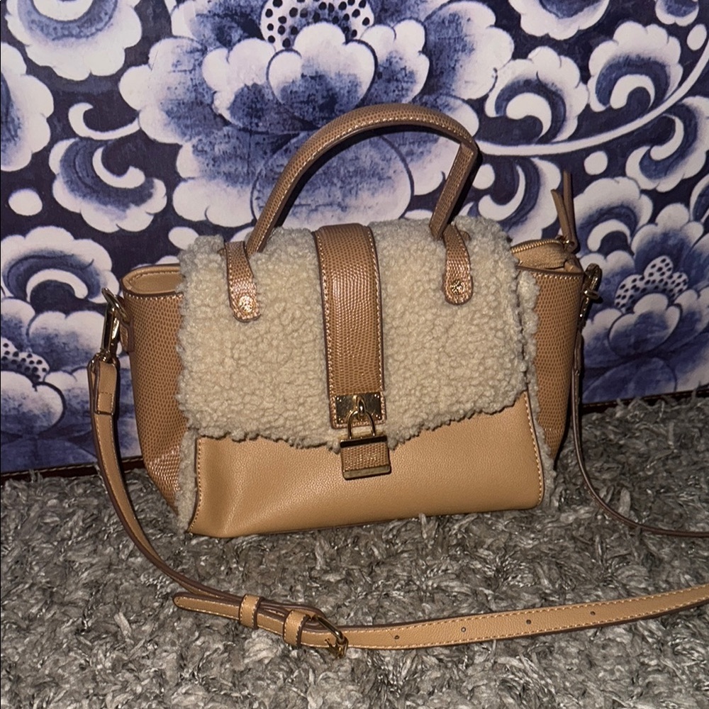 Anne Klein Crossebody bag